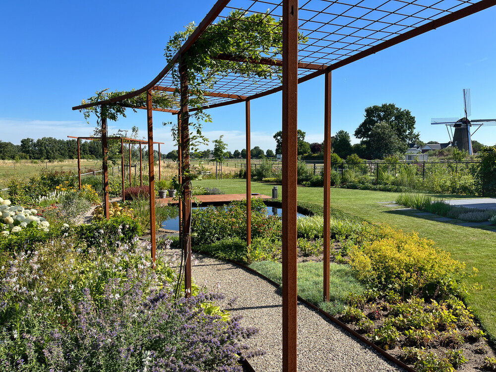 Tuin met vergezicht